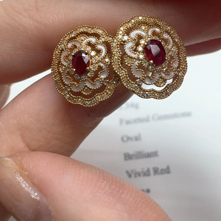 红宝石耳饰未镶嵌
