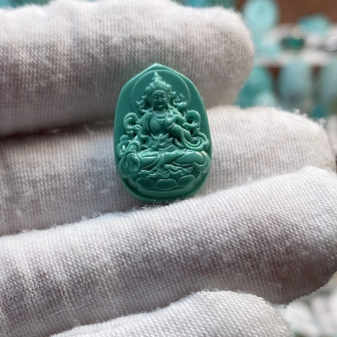 绿松石未镶嵌珠宝奇石