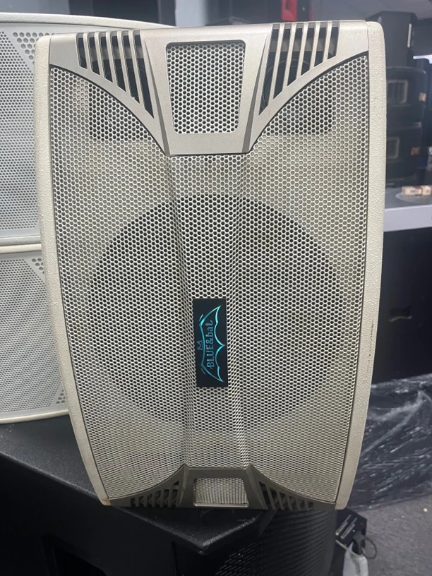 8新  卡包箱音响10寸一对