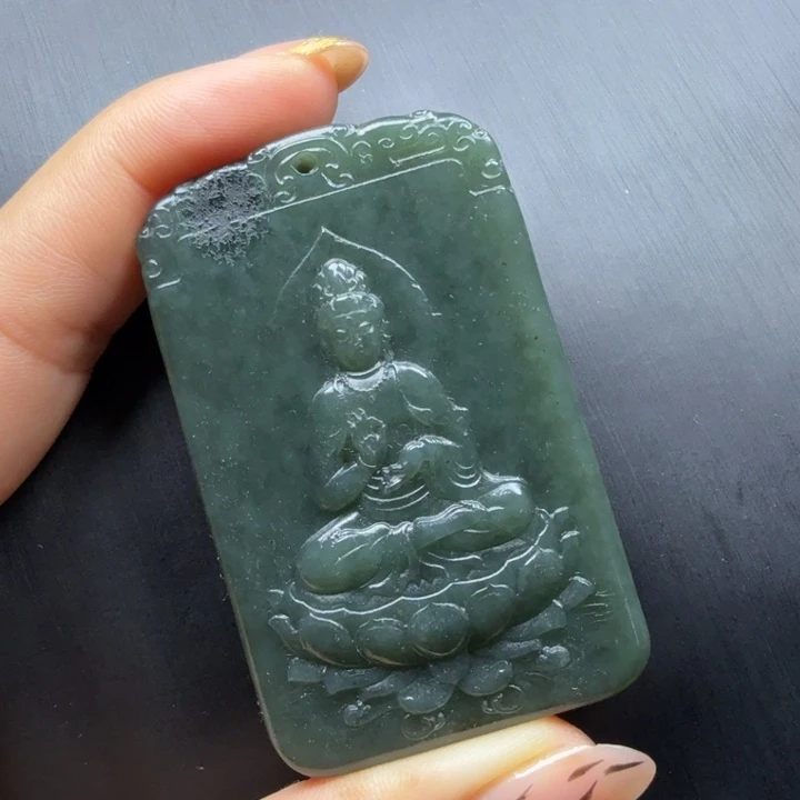 用***4和田玉未镶嵌挂件