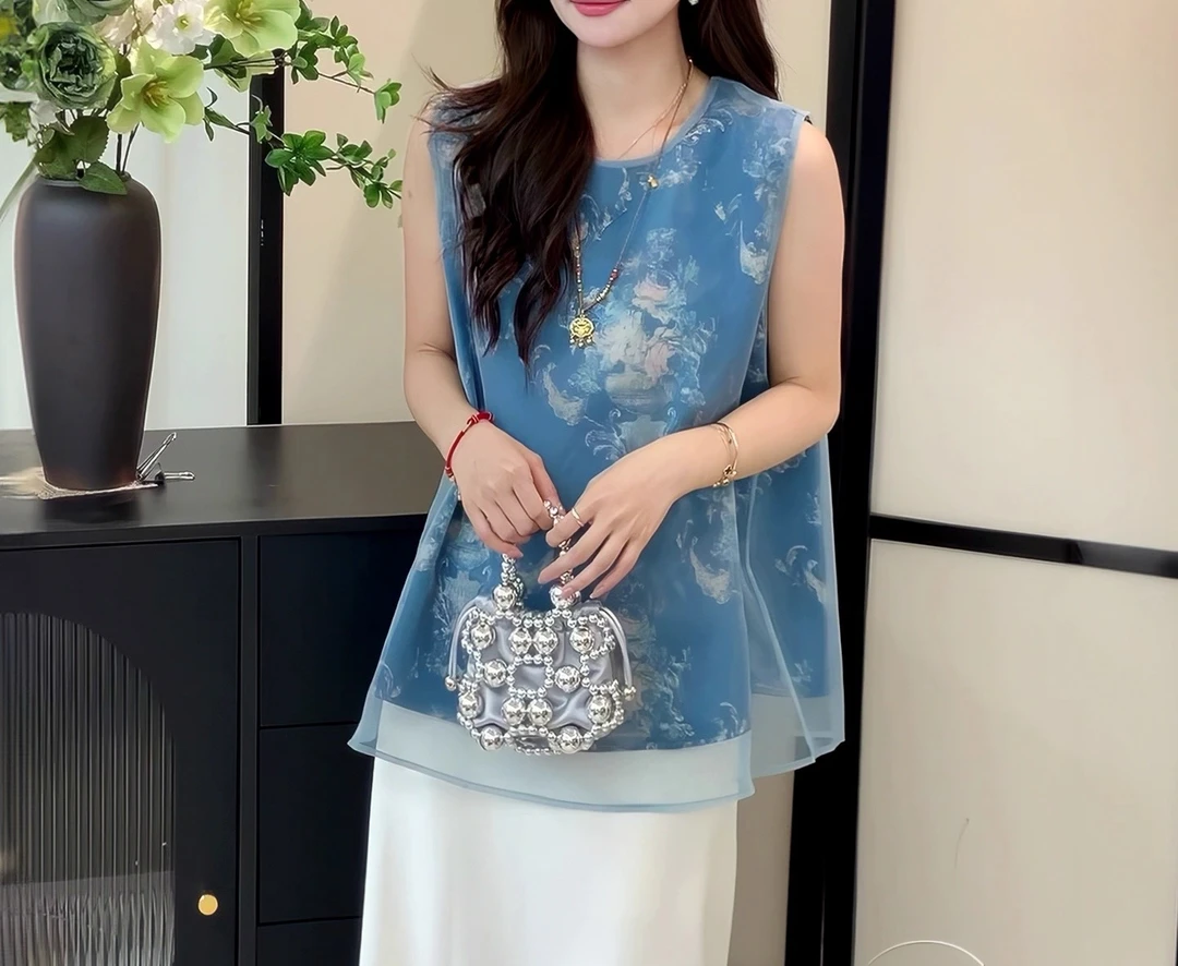 9960蓝色国风上衣