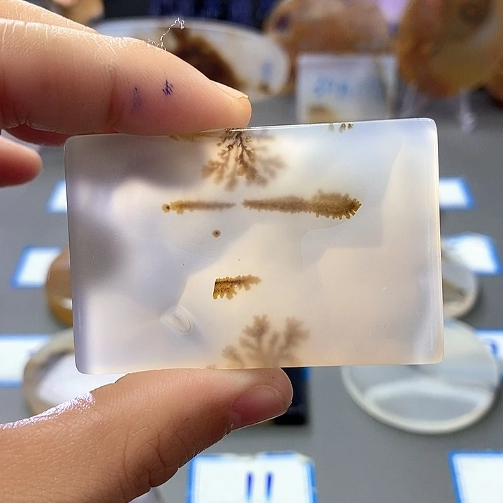 玛瑙/玉髓未镶嵌珠宝半成品