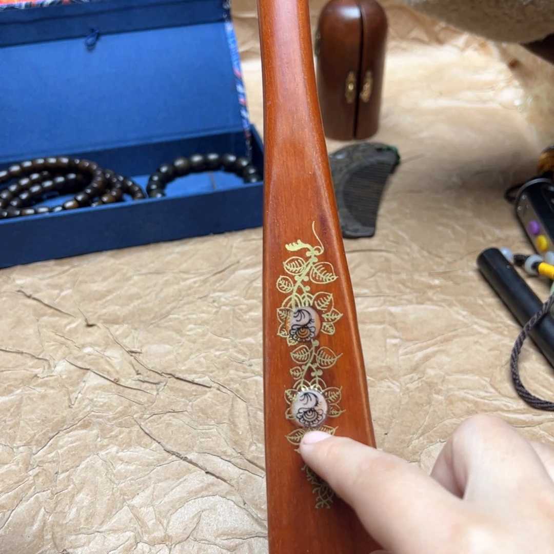 大叶紫檀（黑酸枝木类）