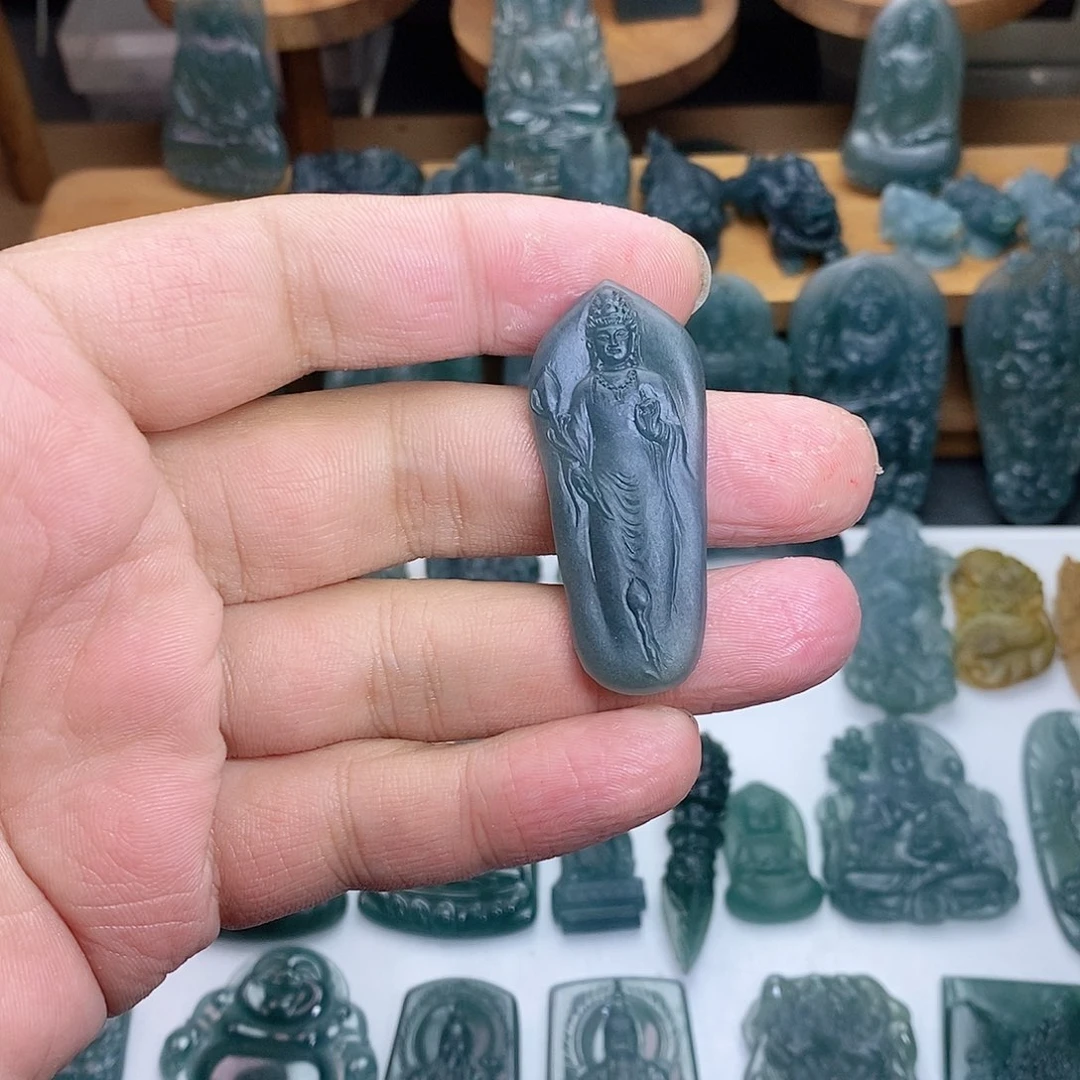 定制翡翠未镶嵌观音