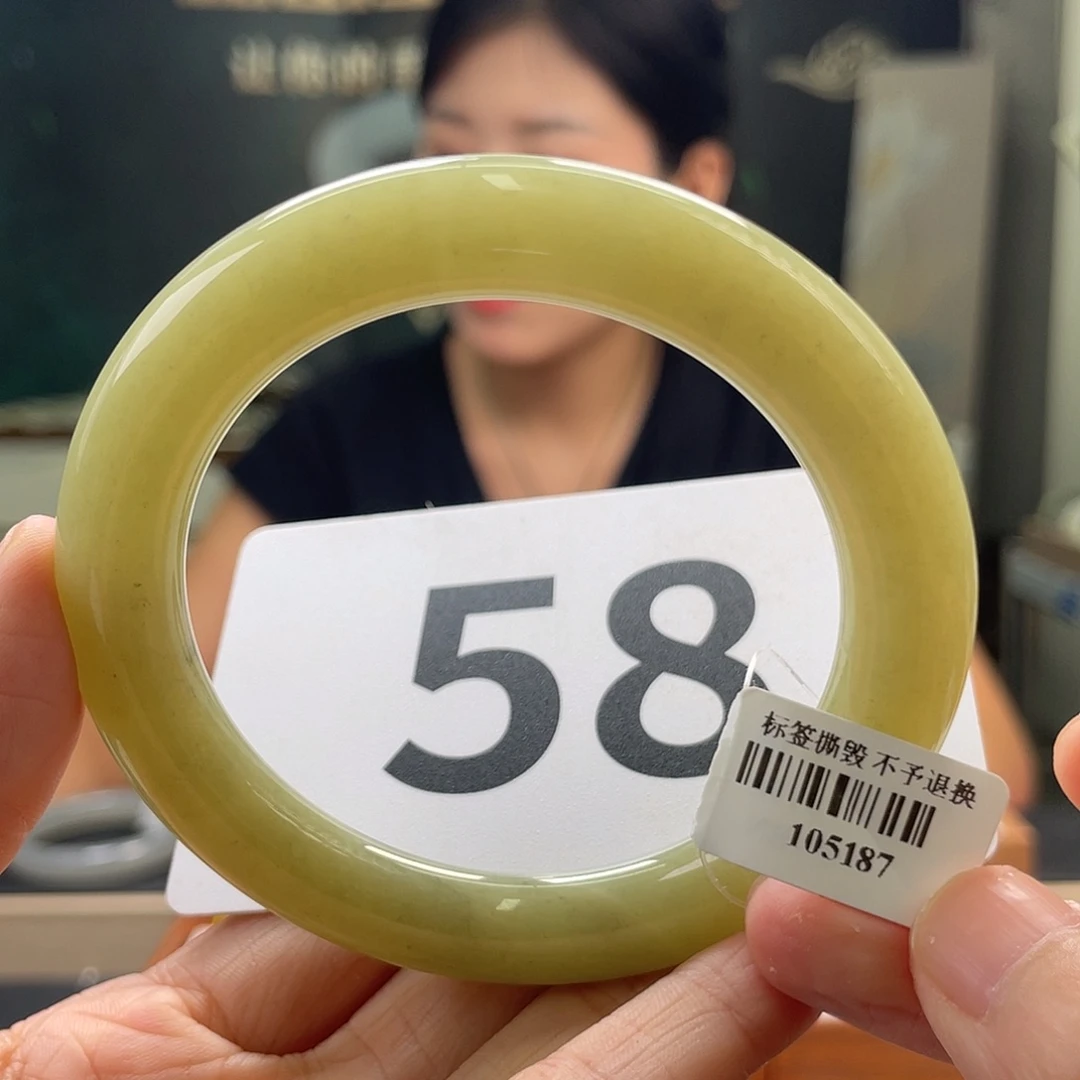和田玉手镯未镶嵌43