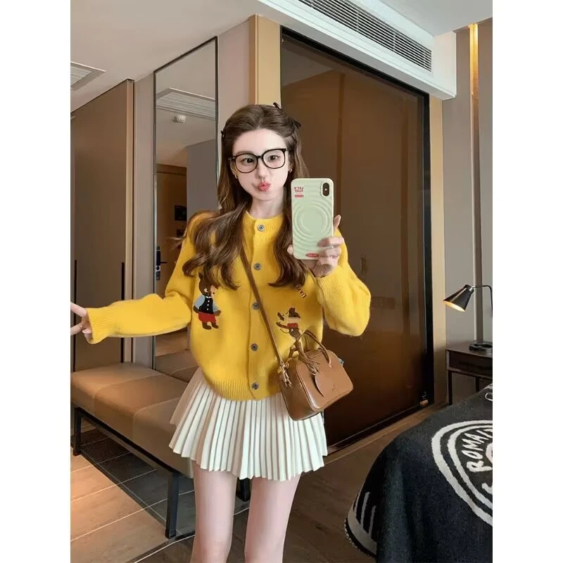 卡通刺绣黄色毛衣开衫外套女2025新款巨好看减龄绝美漂亮针织上衣