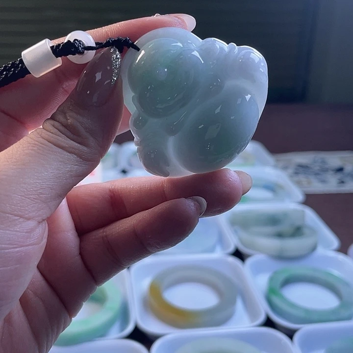 糖****未镶嵌翡翠定制翡翠