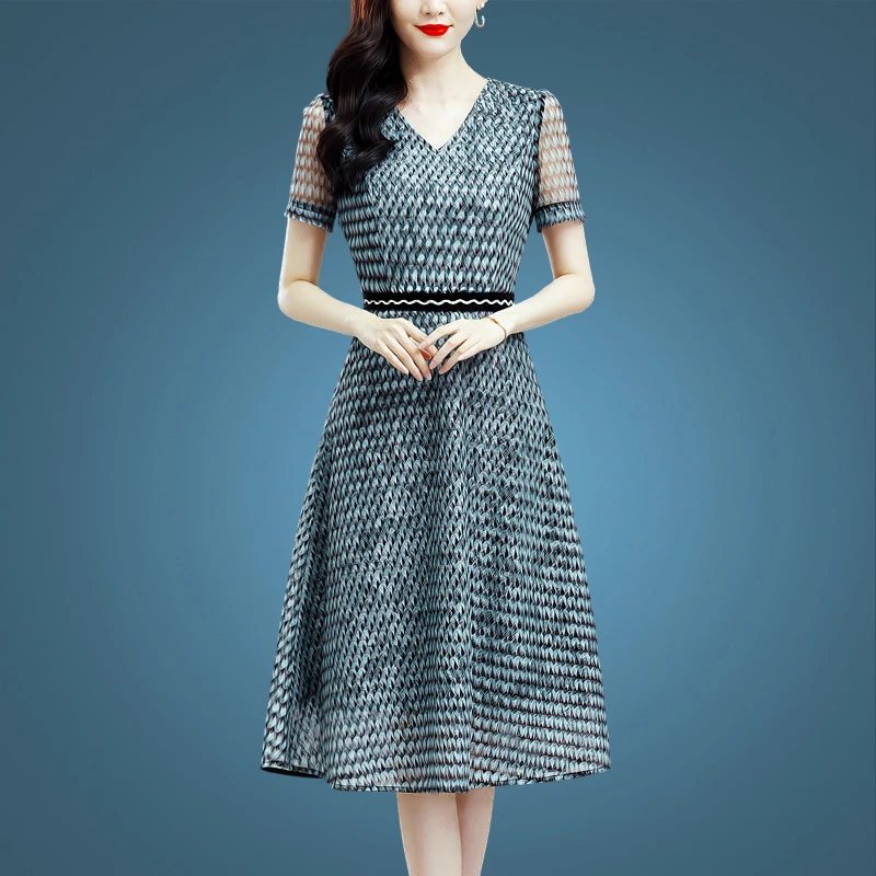 【品牌特价】40002收腰网纱长款连衣裙女新款a字遮肚减龄中长款