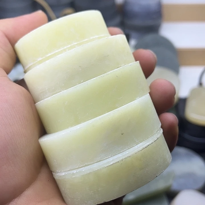 蝶***w和田玉未镶嵌珠宝半成品