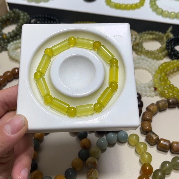 蛇纹石玉未镶嵌手链