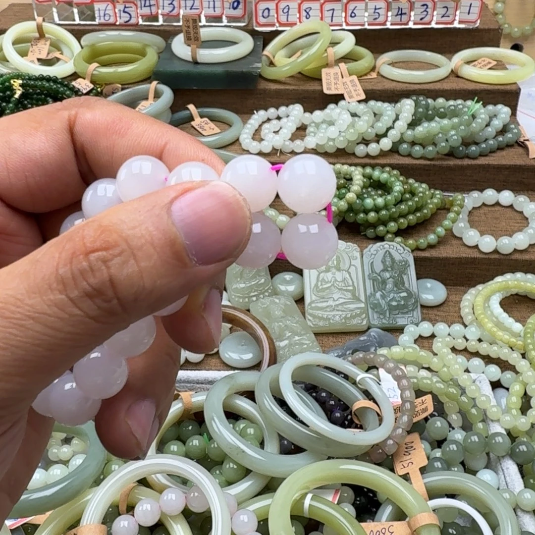 优***_和田玉未镶嵌手链