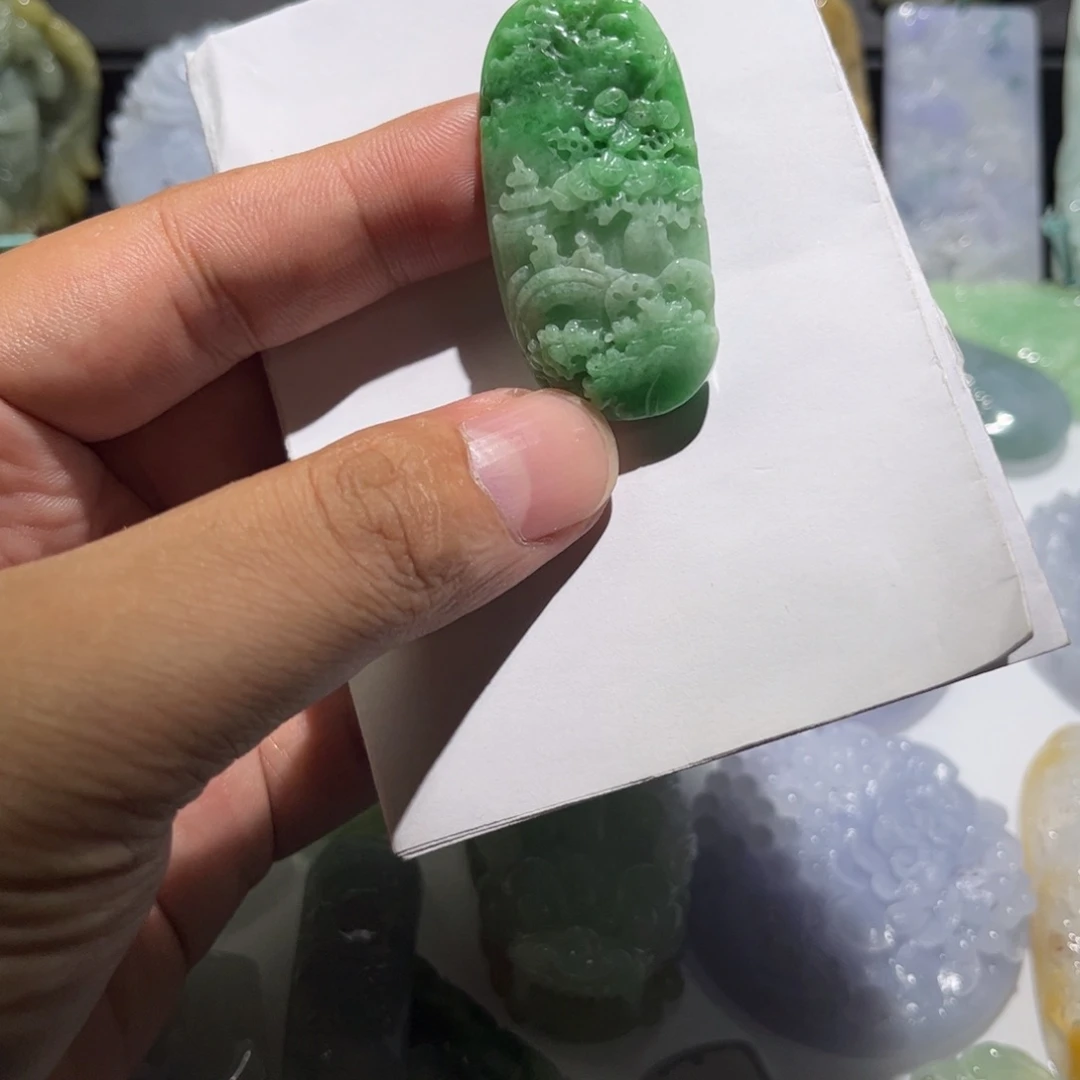 未镶嵌定制翡翠山水