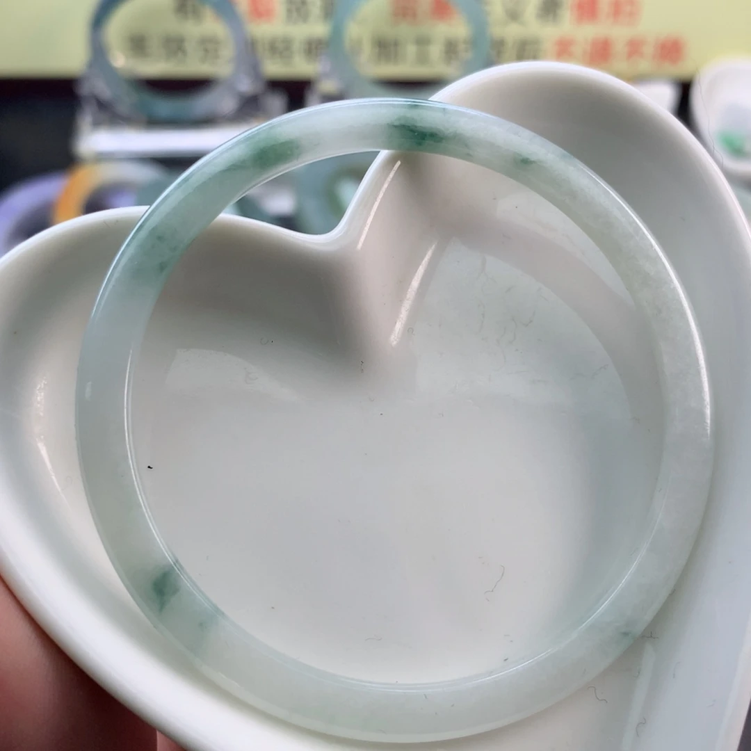 【闪购商品】未镶嵌定制翡翠56、57圈