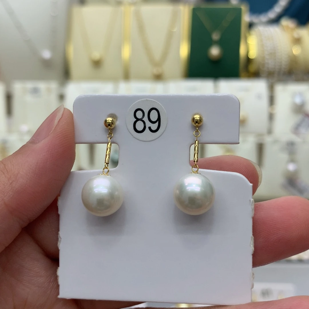 18K金镶嵌淡水珍珠耳饰
