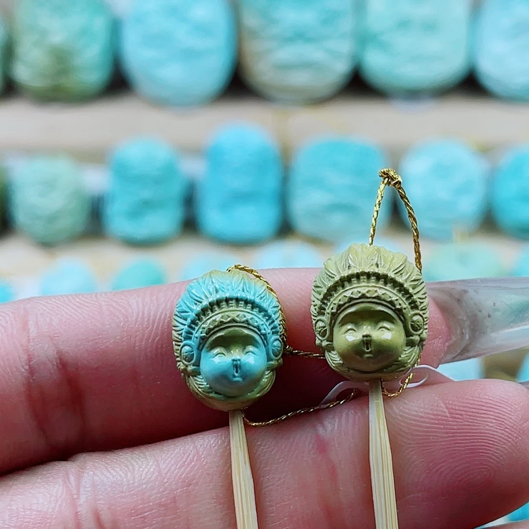 勿***诺绿松石未镶嵌珠宝奇石