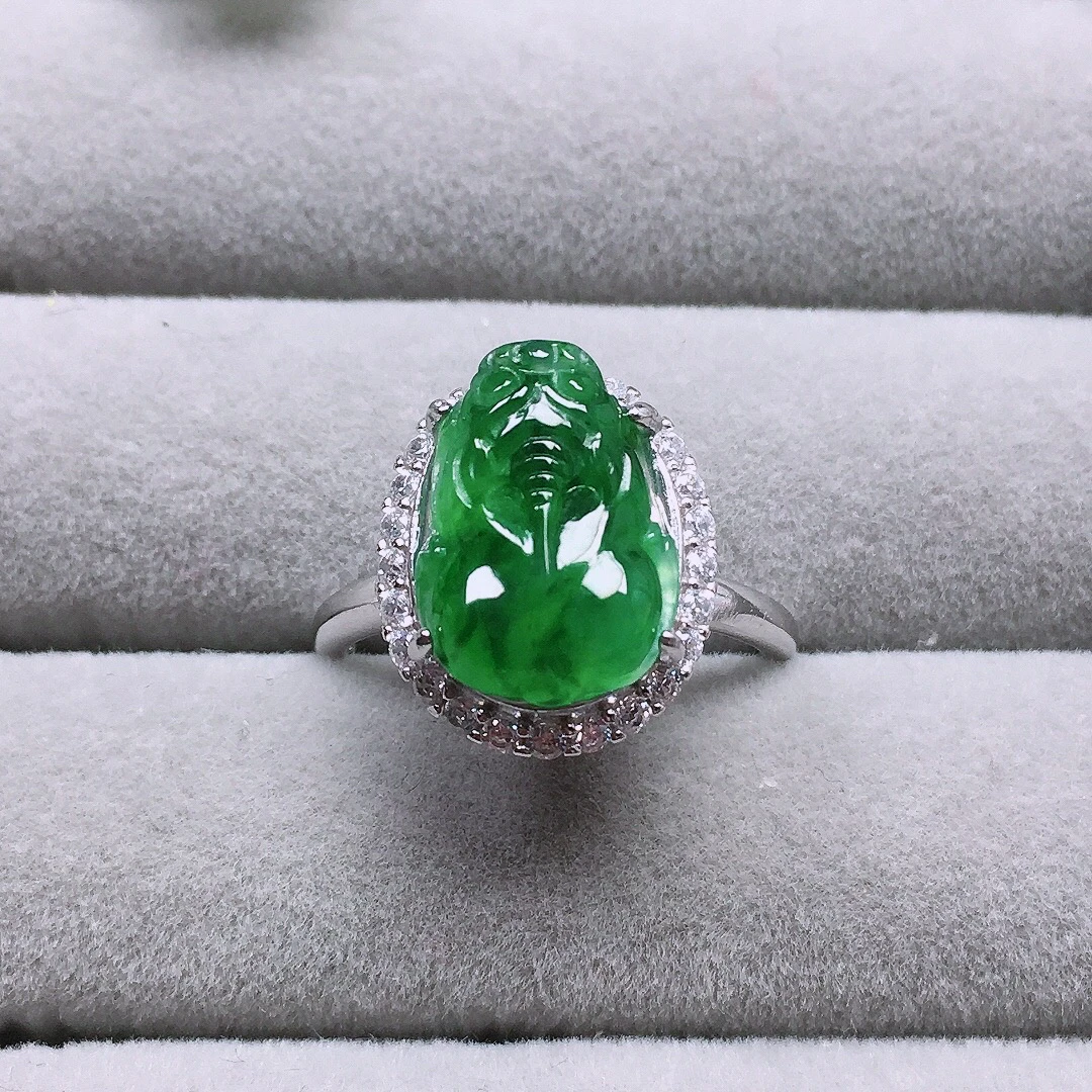 天然缅甸翡翠A货925银镶嵌冰种满绿貔貅戒指