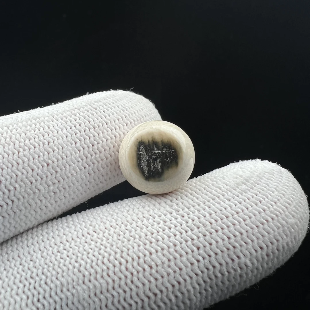 G2874天然猛犸 蓝眼睛圆珠13.4mm一物一图 假一罚十