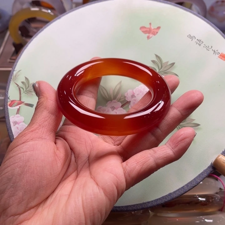 玛瑙/玉髓未镶嵌手镯