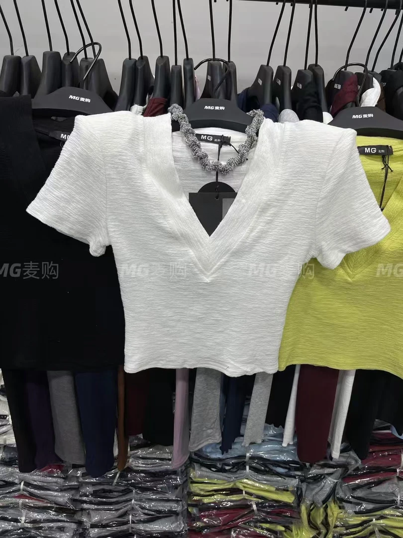 起点家夏季v领辣妹短袖