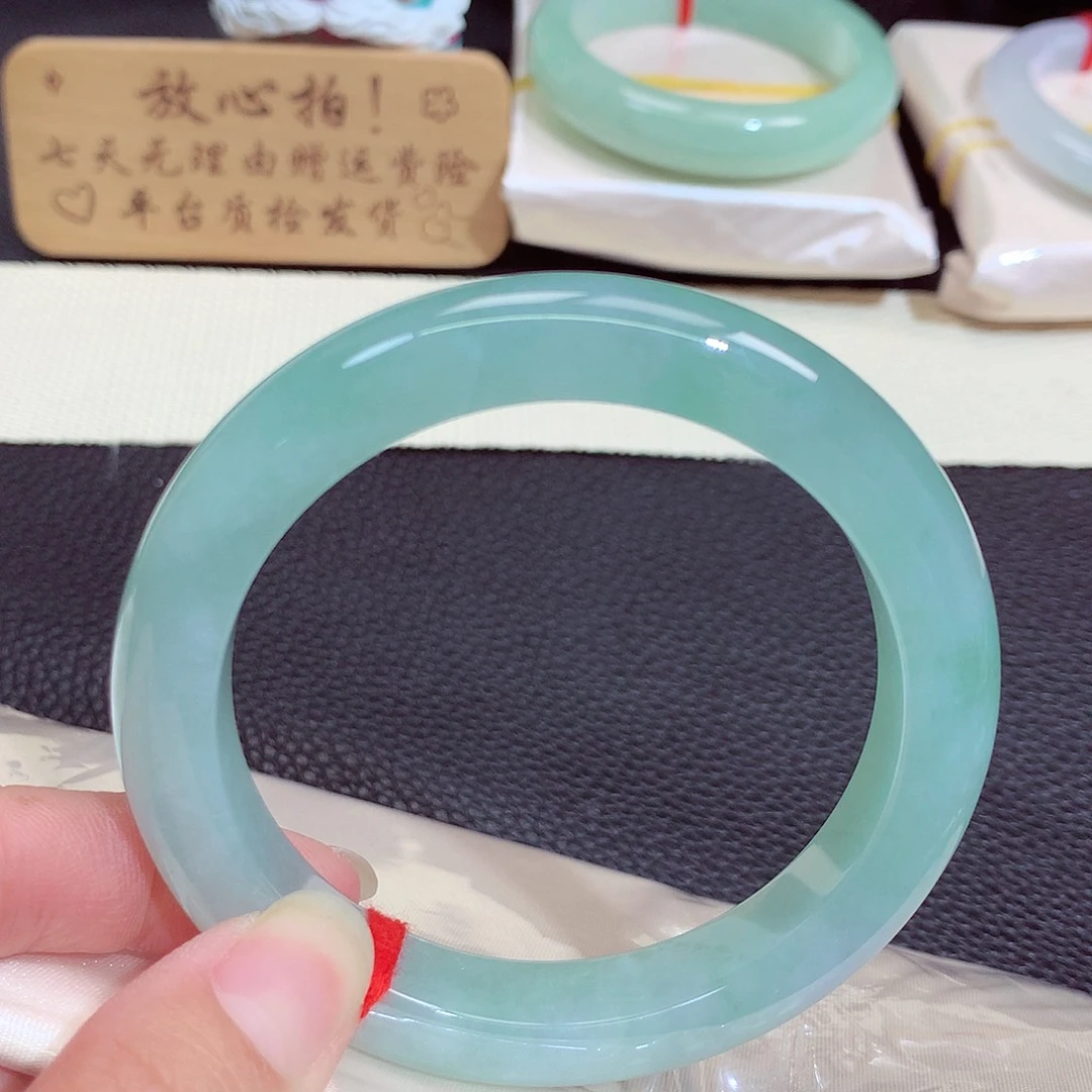 未镶嵌手镯翡翠469