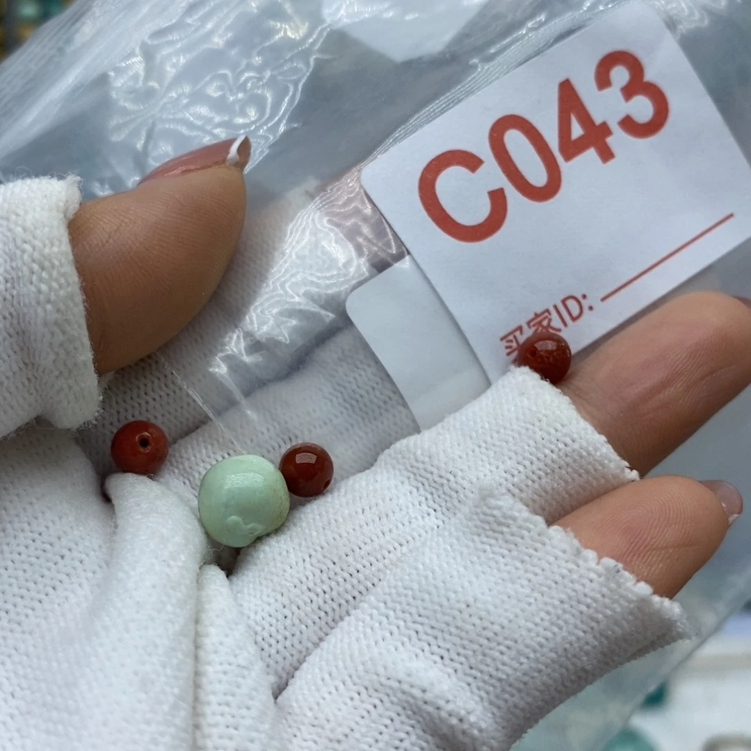 南红玛瑙未镶嵌珠宝奇石初****往