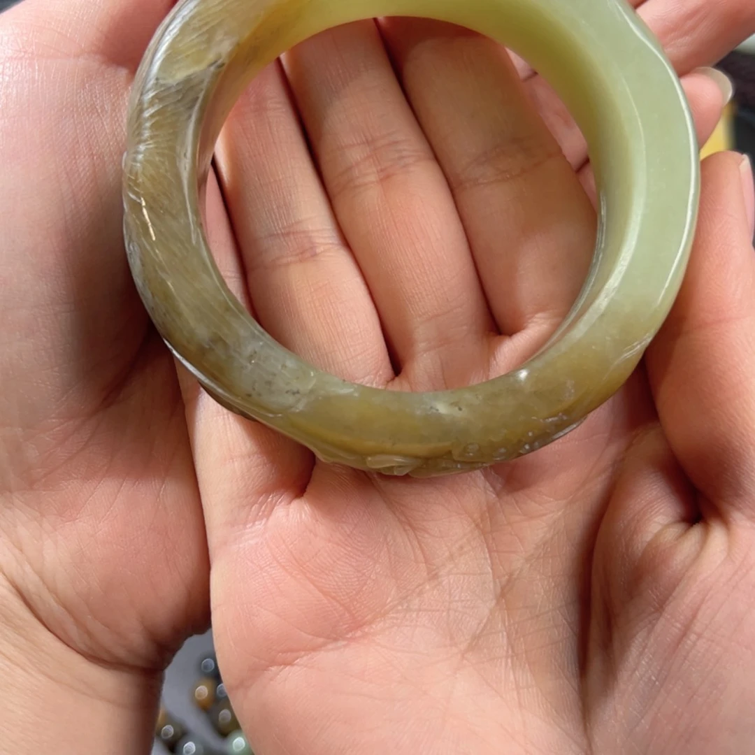 【闪购商品】和田玉（糖玉）手镯未镶嵌.****✨