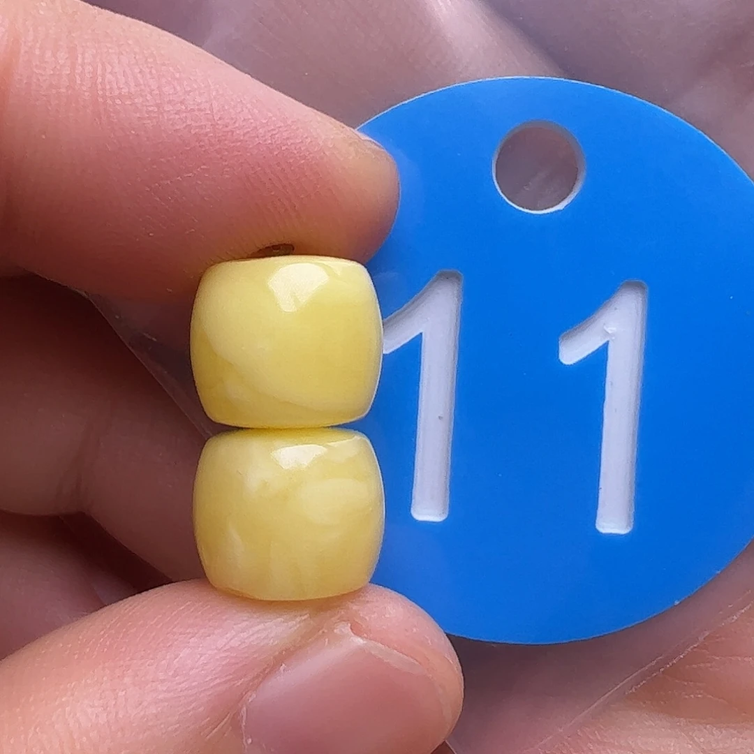 未镶嵌蜜蜡裸石10mm坑