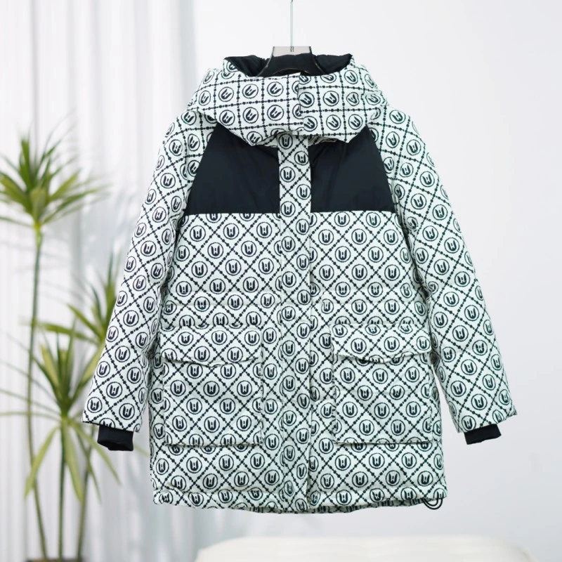 朗S系列  F160  女装秋冬保暖加绒羽绒服黑花80523Y143