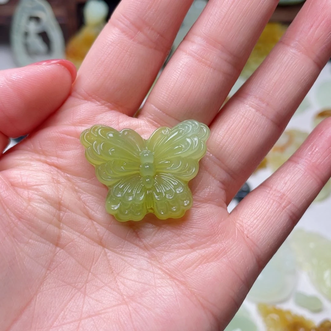 蛇纹石玉颈饰未镶嵌ヤ****伱