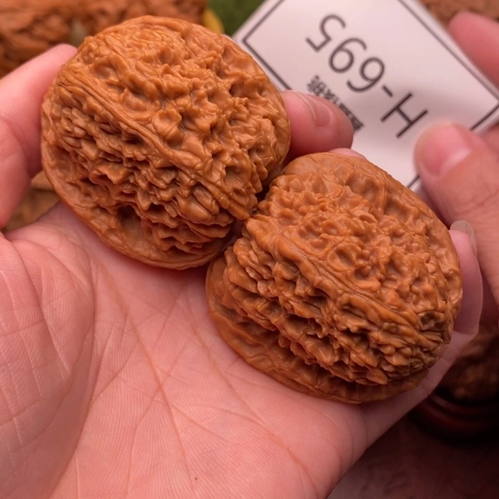 把件桃核南疆42…..