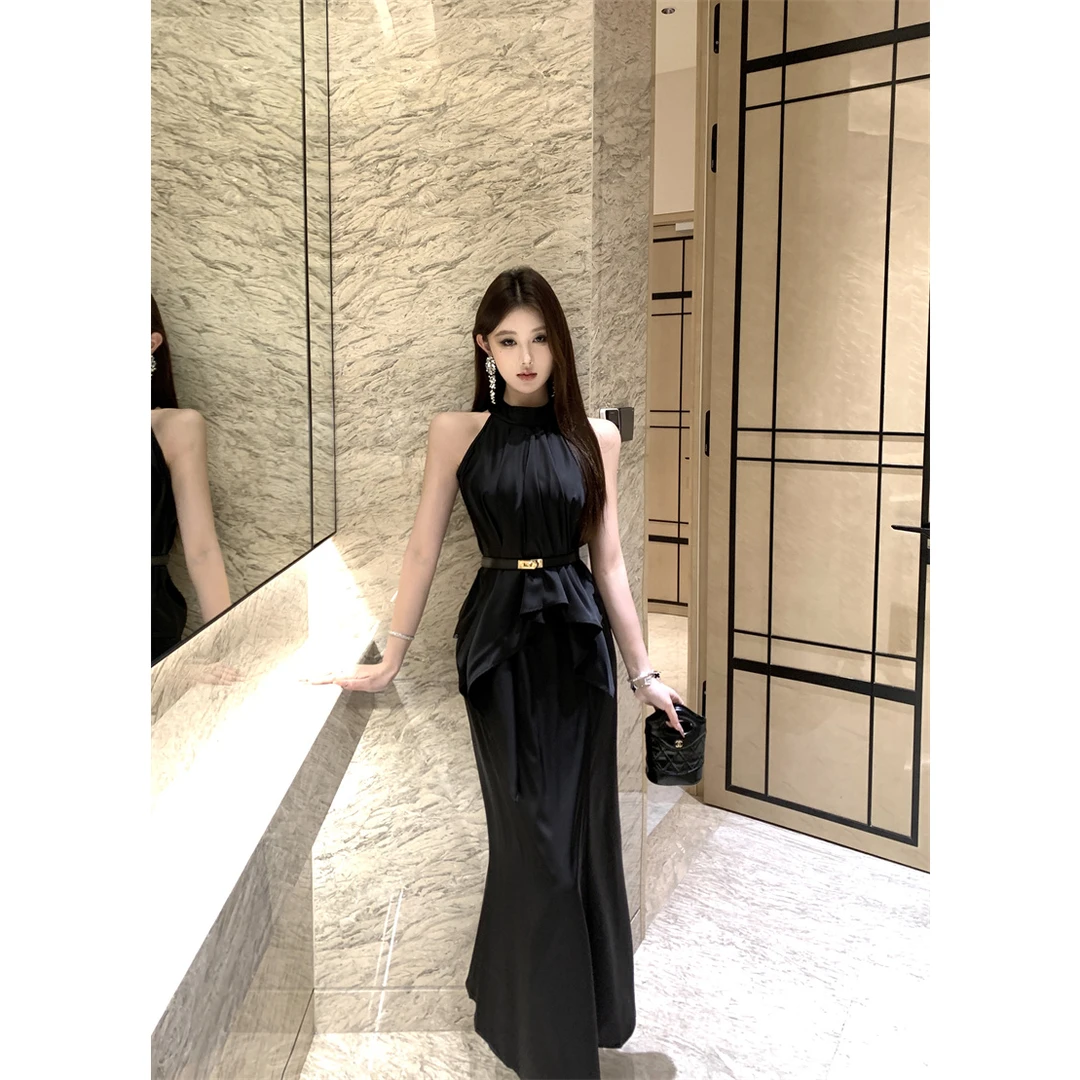 实拍~矜贵佳人法式高级感挖肩挂脖背心气质缎面上衣半裙时尚套装