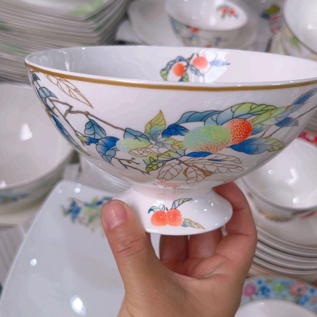 瓷片荔枝六寸面碗四个