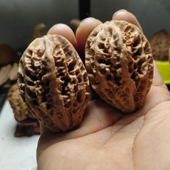 文玩核桃把件东北野生文玩核桃