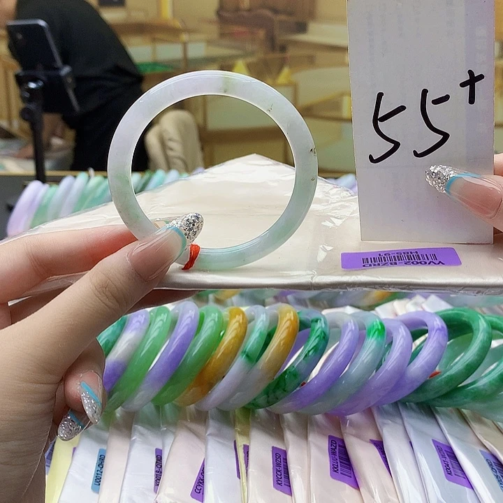 翡翠未镶嵌手镯nn