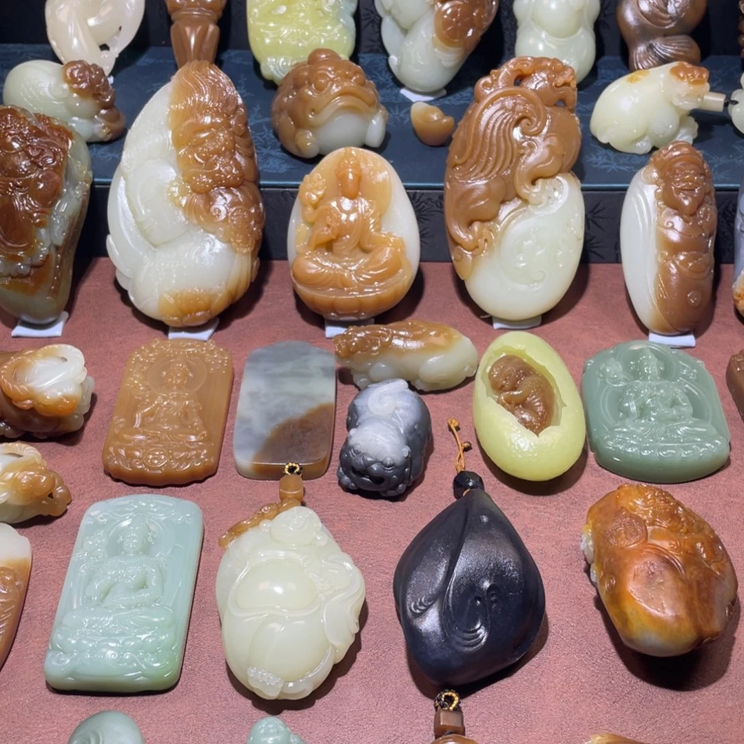 和田玉未镶嵌挂件