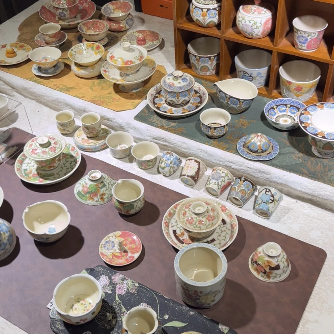 瓷片8809一起逛集市啦