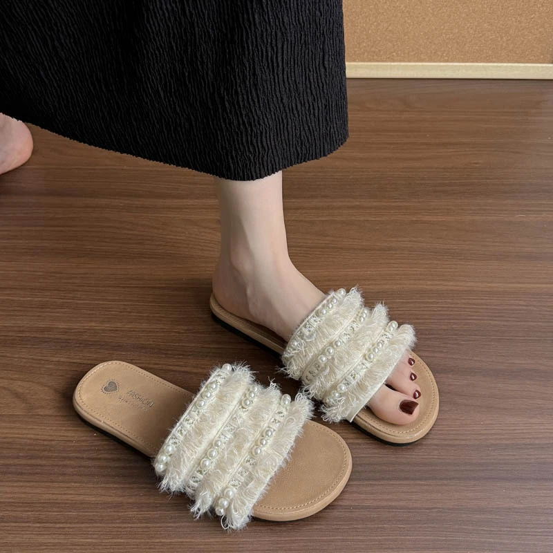 小香风拖鞋女外穿2025年夏新款网红百搭可爱一字平底海边凉拖鞋