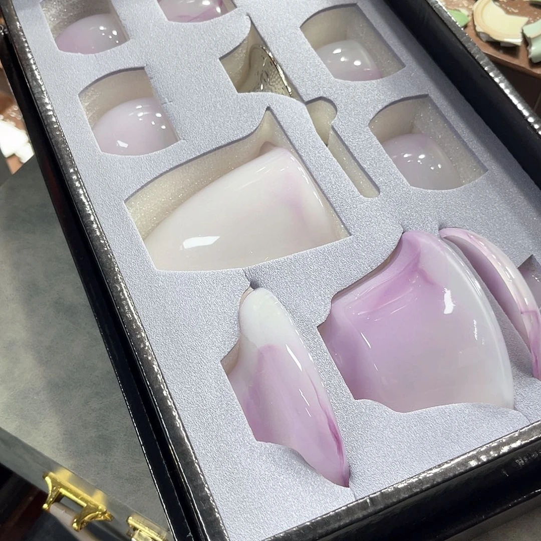 孤品茶具套装等。