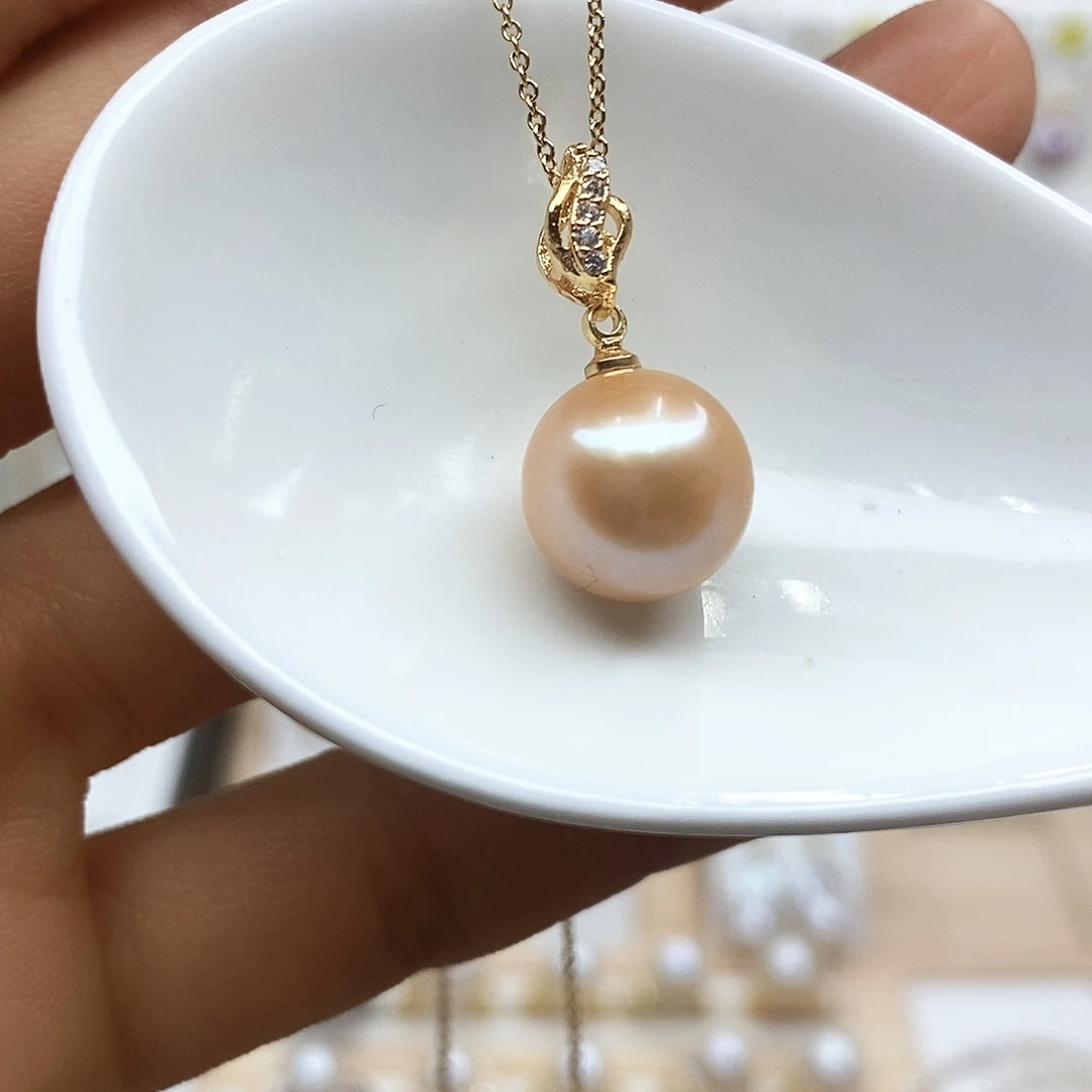 淡水珍珠颈饰合金