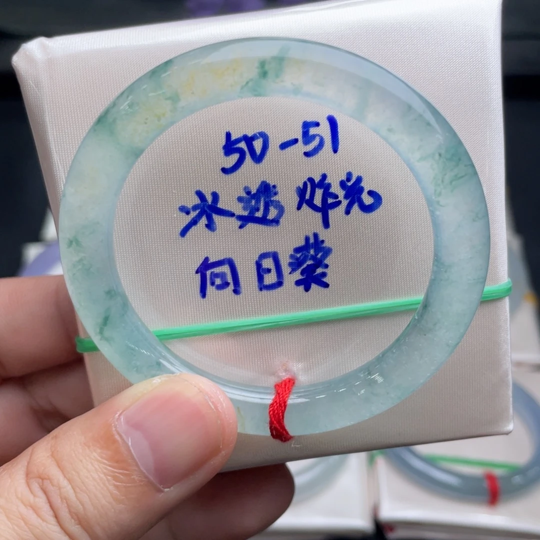 翡翠未镶嵌手镯翡翠手镯12