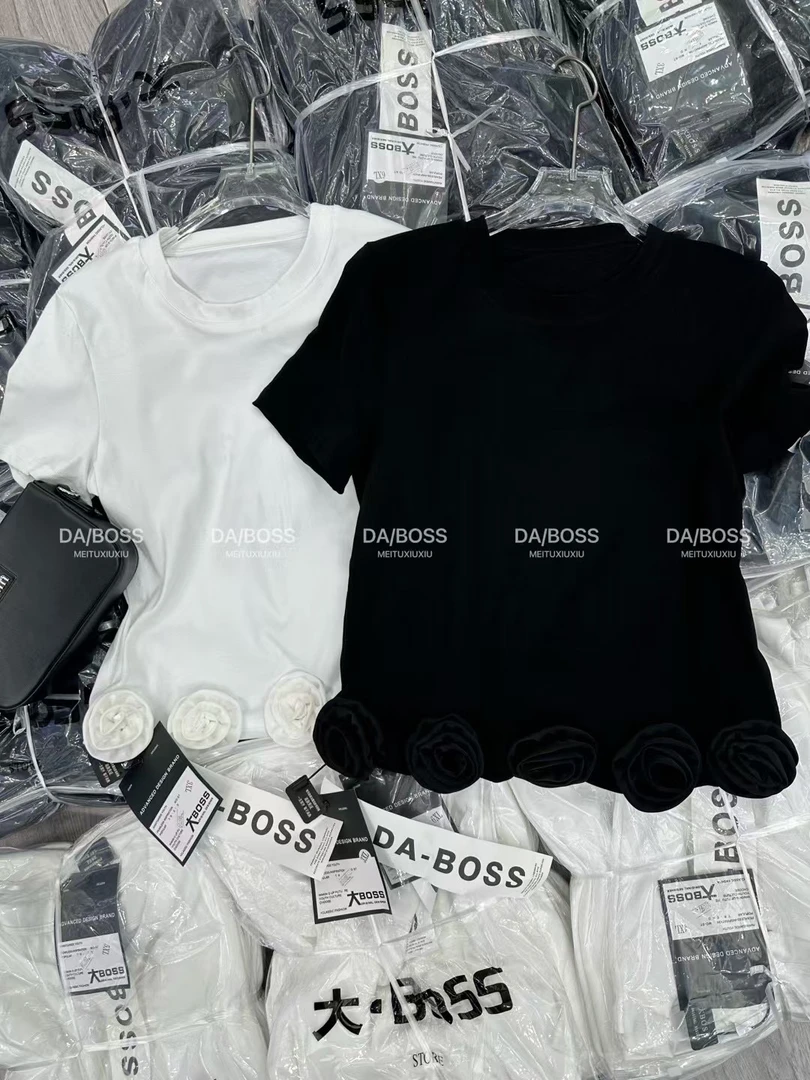 9698大码女装洋气显瘦重工花朵T恤洋气百搭上衣