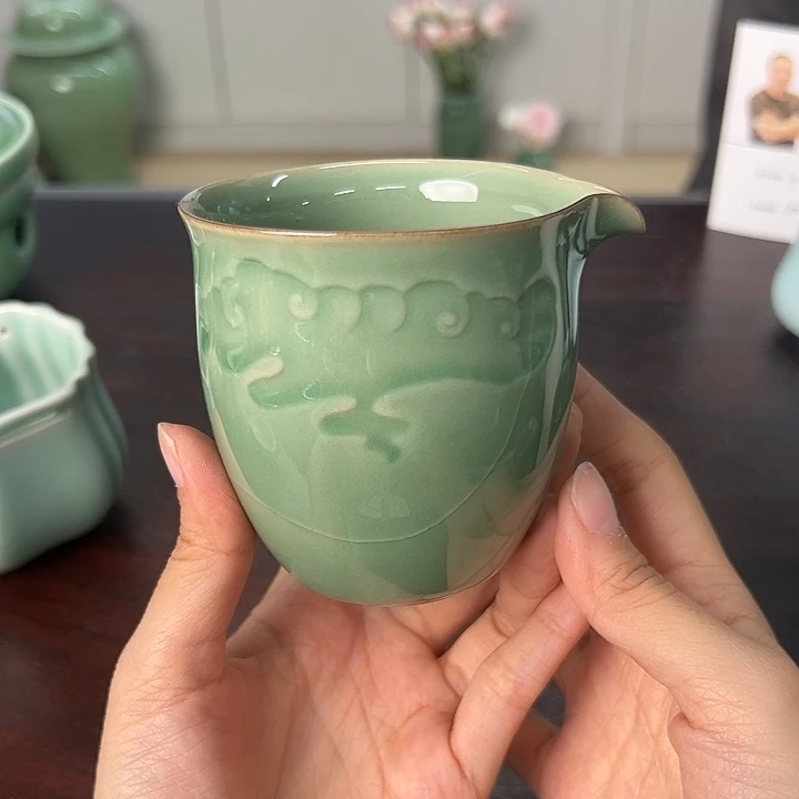 龙泉云间青瓷小米茶器
