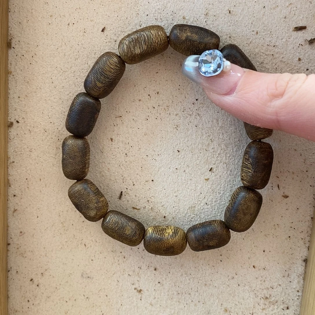 沉香手串卡10单圈留疤11克➕