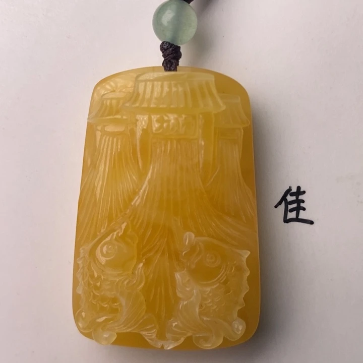 未镶嵌琥珀珠宝奇石