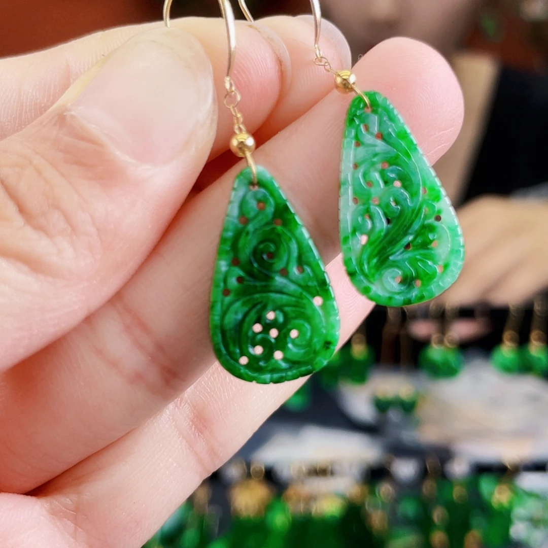 翡翠18K金镶嵌耳饰