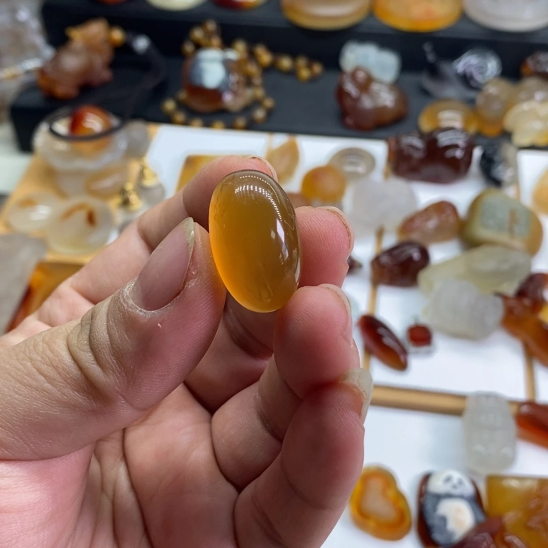 玛瑙/玉髓未镶嵌吊坠蛋面