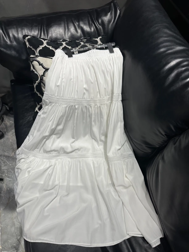 松紧腰白色百搭长裙