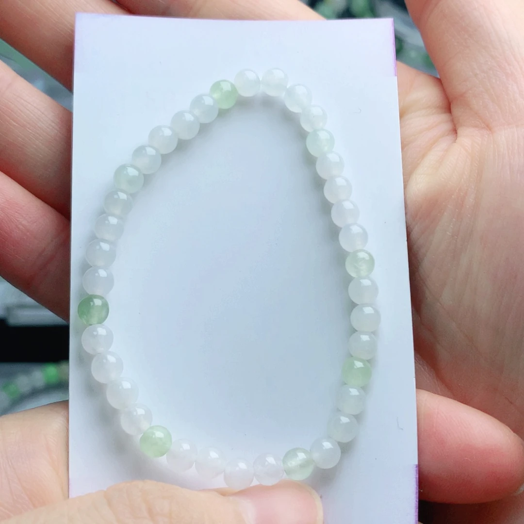 翡翠手链未镶嵌珠串