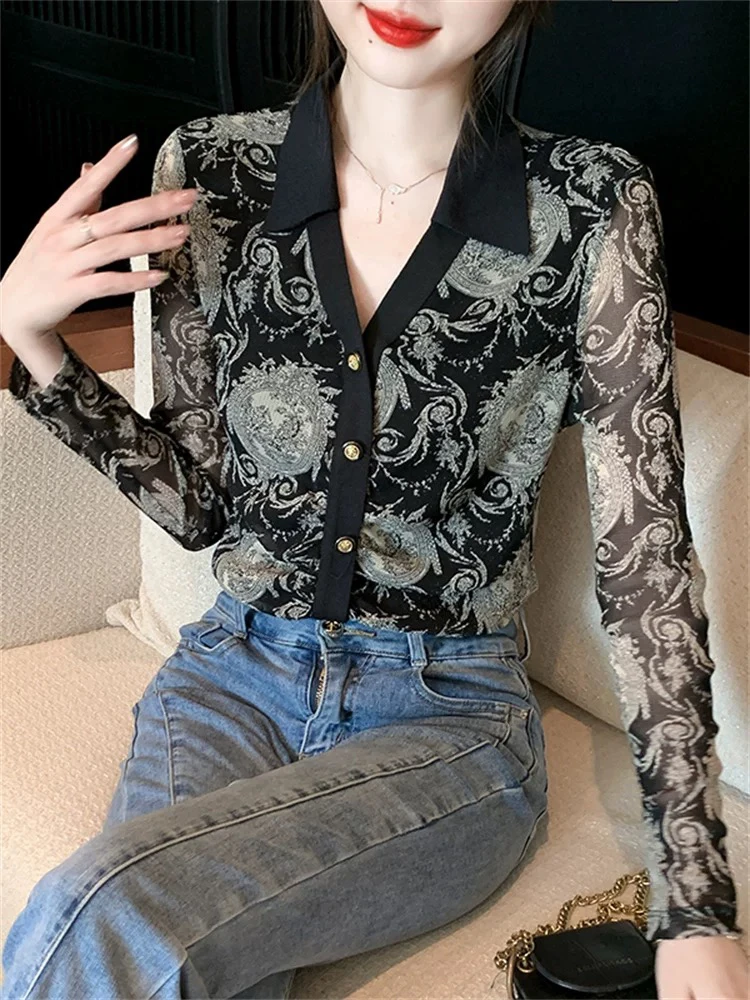 RX3Q150 法式V领黑色花纹衬衣新款设计感小众别致OL时尚
