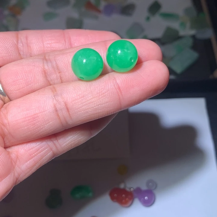 用***0翡翠未镶嵌颈饰挂件